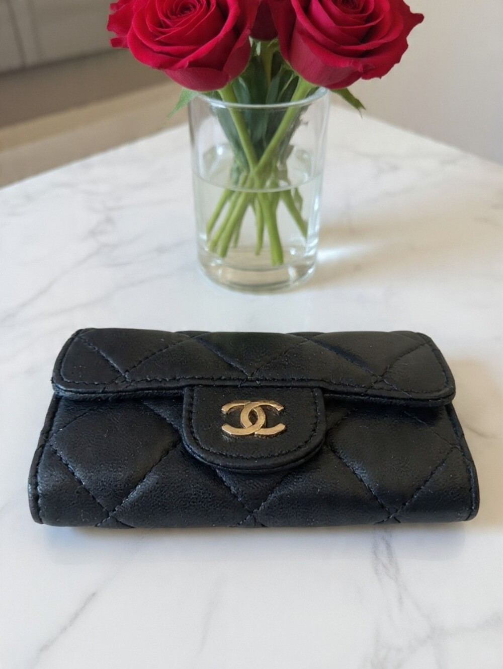 Chanel Classic 6 Key Holder and Card Case Black Lambskin✨️ - Picture 7 of 13